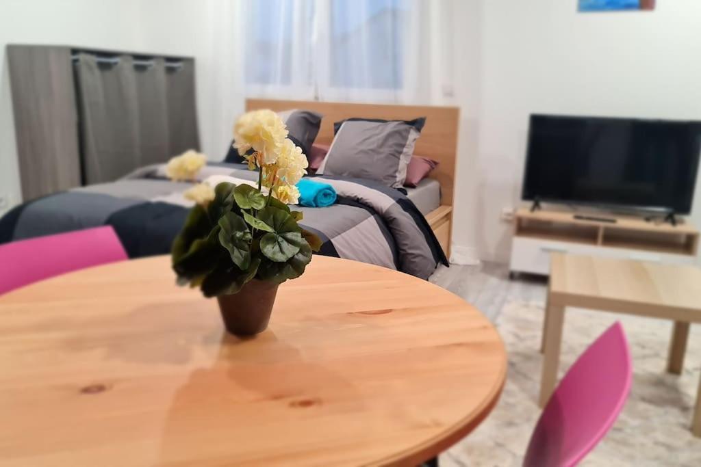 Appartement Tres Lumineux Et Calme. Sevran Extérieur photo